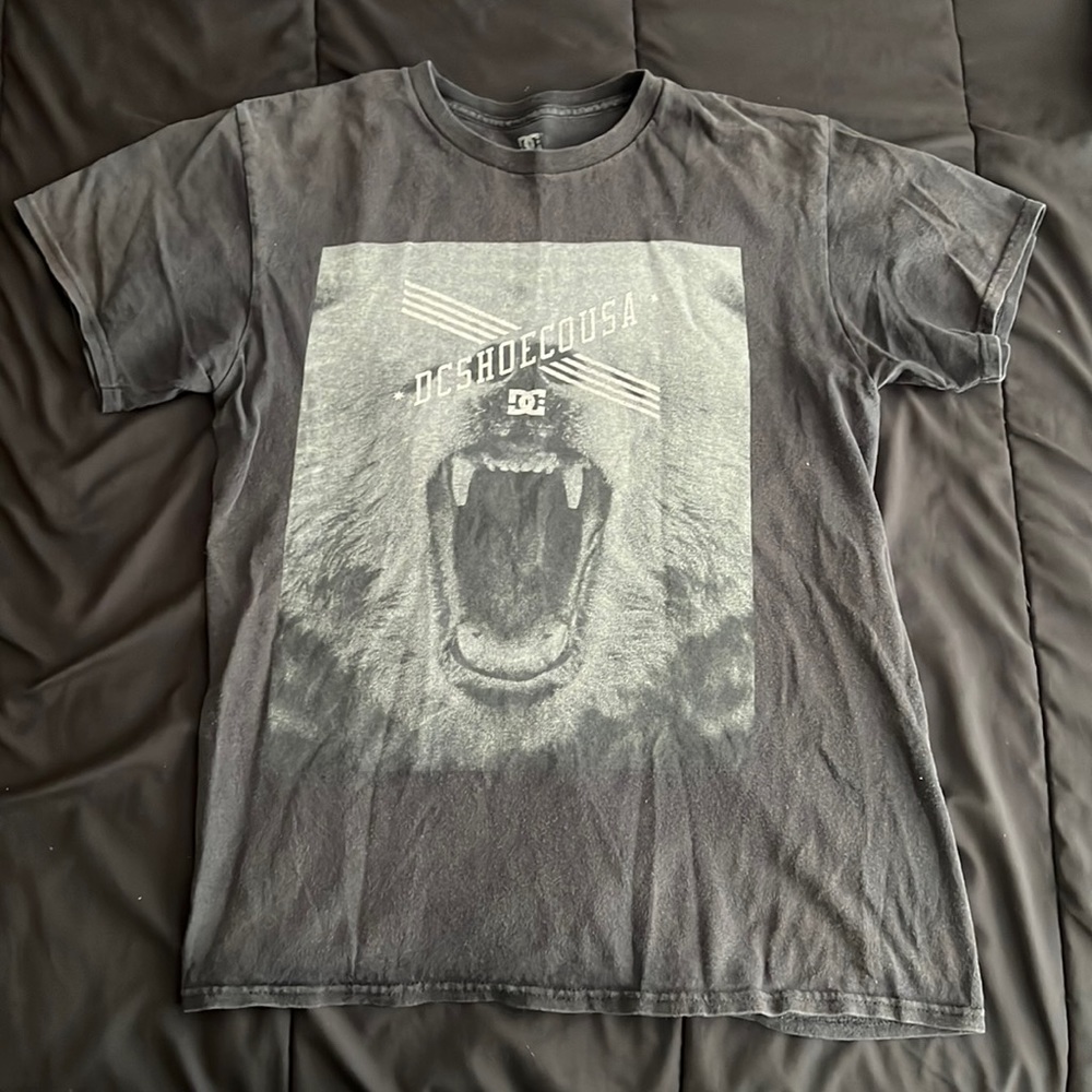 Vintage early 2000’s D/C t-shirt.